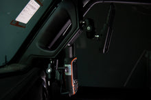 画像をギャラリービューアに読み込む, (少量)Fury グラブバー携帯スタンド / JEEP Wrangler(ジープラングラー)JL / GladiatorJT