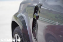 画像をギャラリービューアに読み込む, 【ラスト3点】ディフェンダーサイドベント  / LANDROVER(ランドローバー) DEFENDER 90 110 130