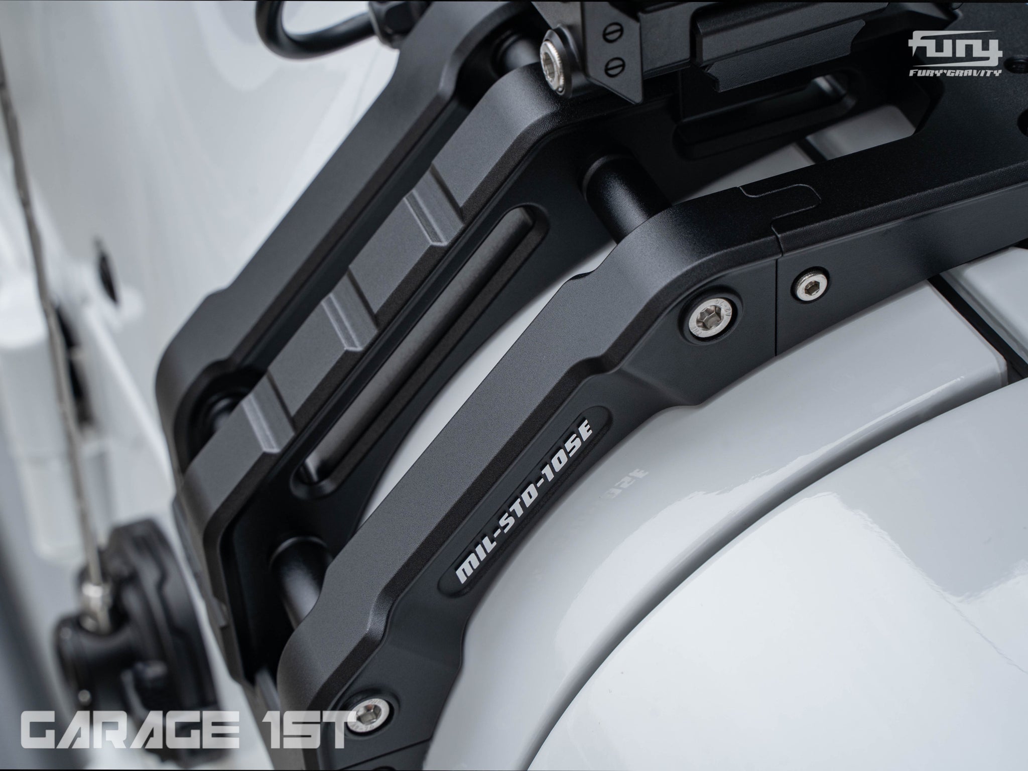 Fury Aピラーマウントライトブラケット付き（2個セット） / JEEP