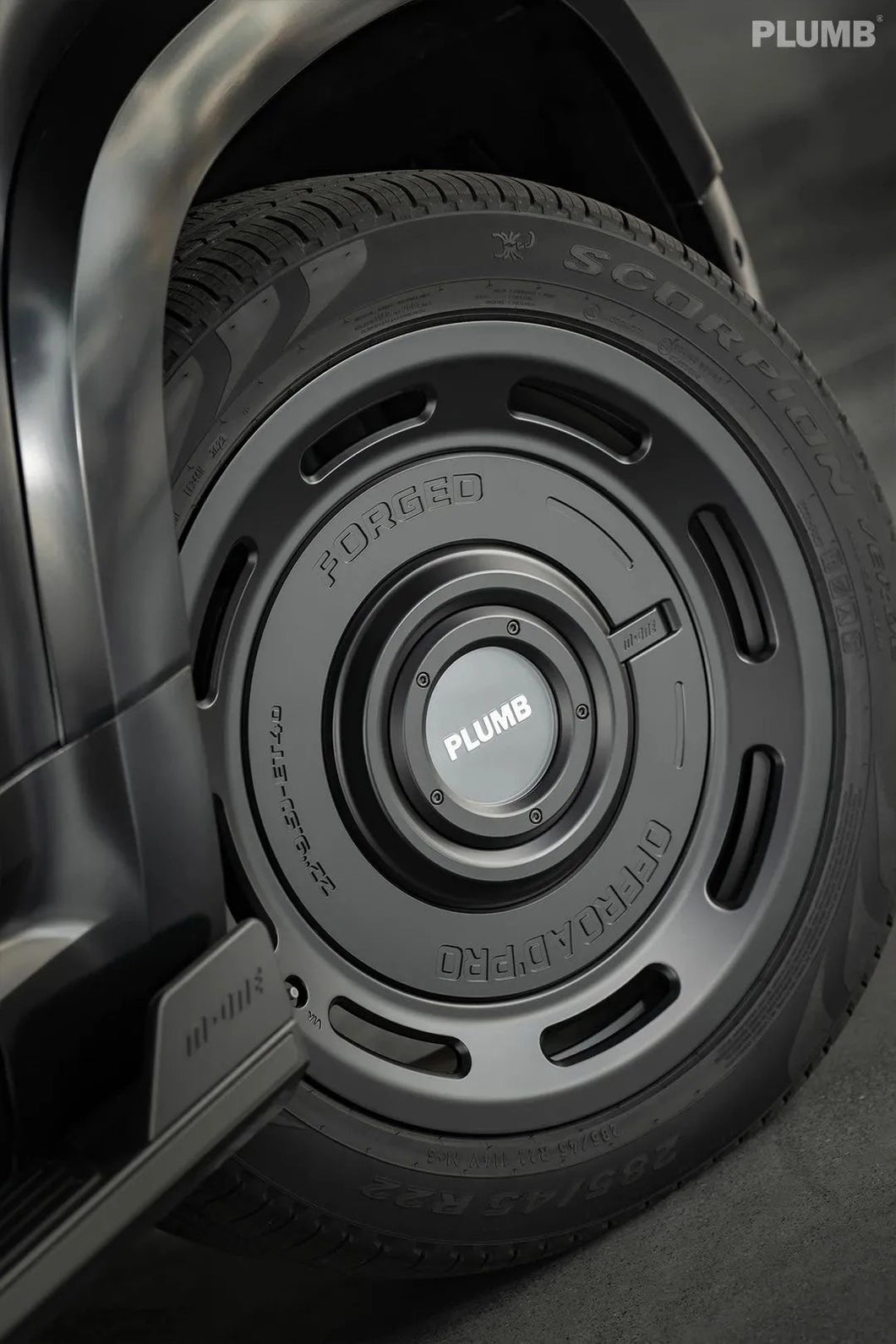 PLUMB  ディフェンダーFORGED OFFROAD PROホイール