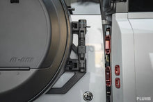 画像をギャラリービューアに読み込む, PLUMB ディフェンダーフラグポールスタンド/LANDROVER DEFENDER90 110 130
